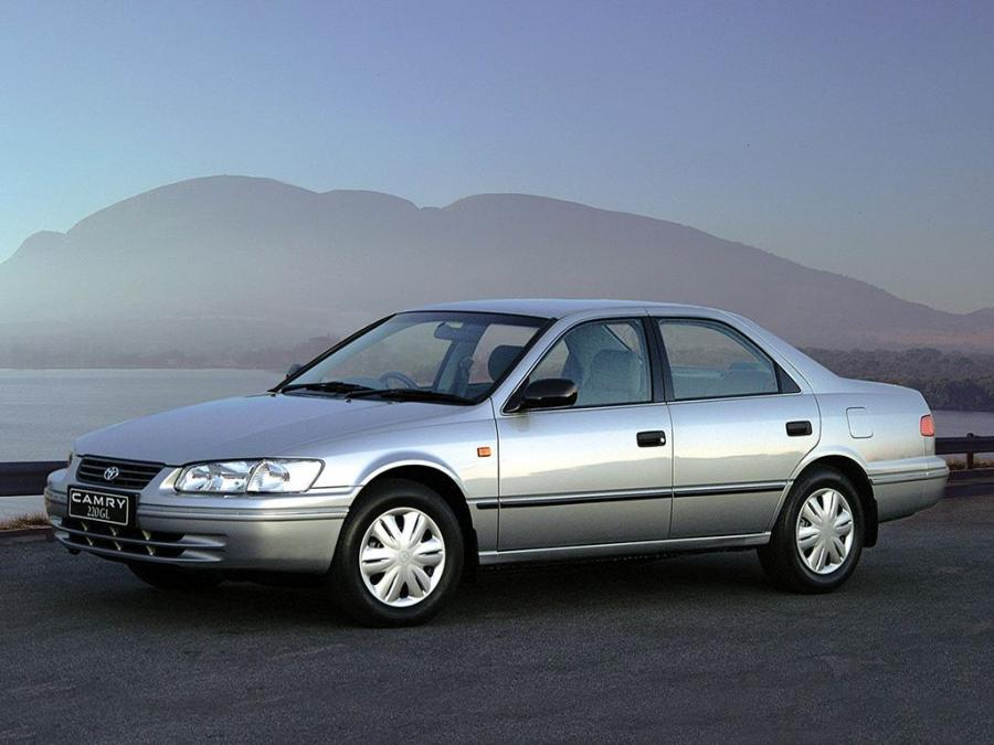  Toyota Camry 2000 года  (ZA) (фото 17 из 18)